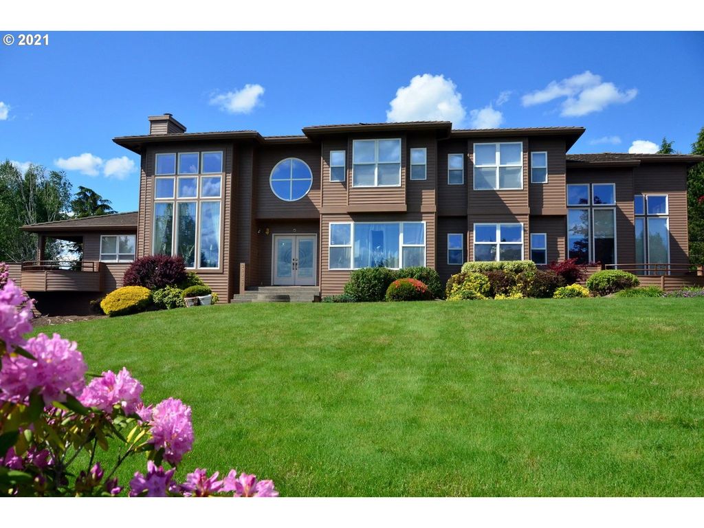 20137 SW Inglis Dr, Beaverton, OR 97007