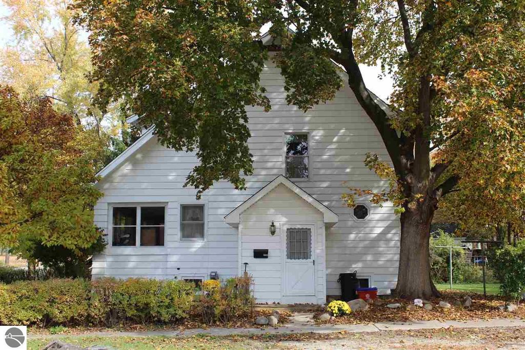 1602 Michigan Ave, Alma, MI 48801 Trulia