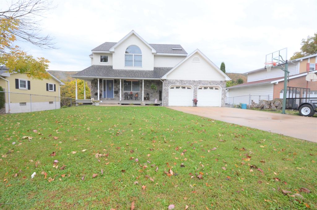 860 Lafayette Ave, Palmerton, PA 18071 Trulia