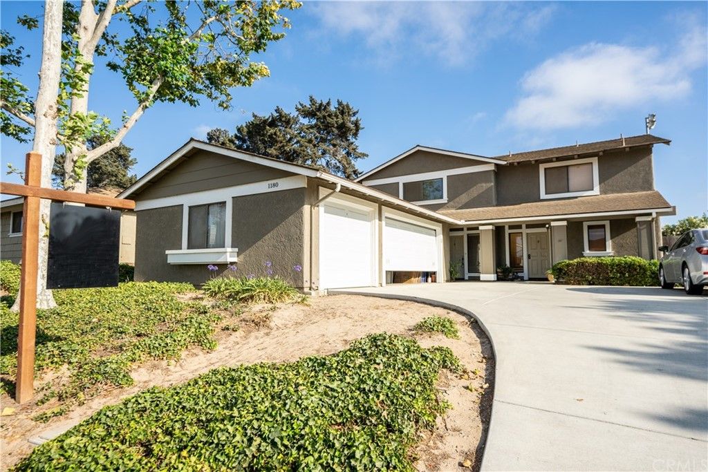 1180 E Foster Rd #A, Santa Maria, CA 93455
