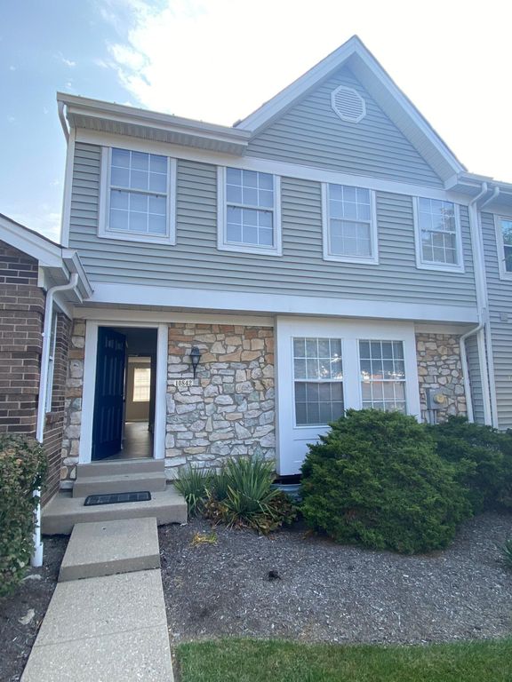 10842 Lakehurst Ct, Cincinnati, OH 45242