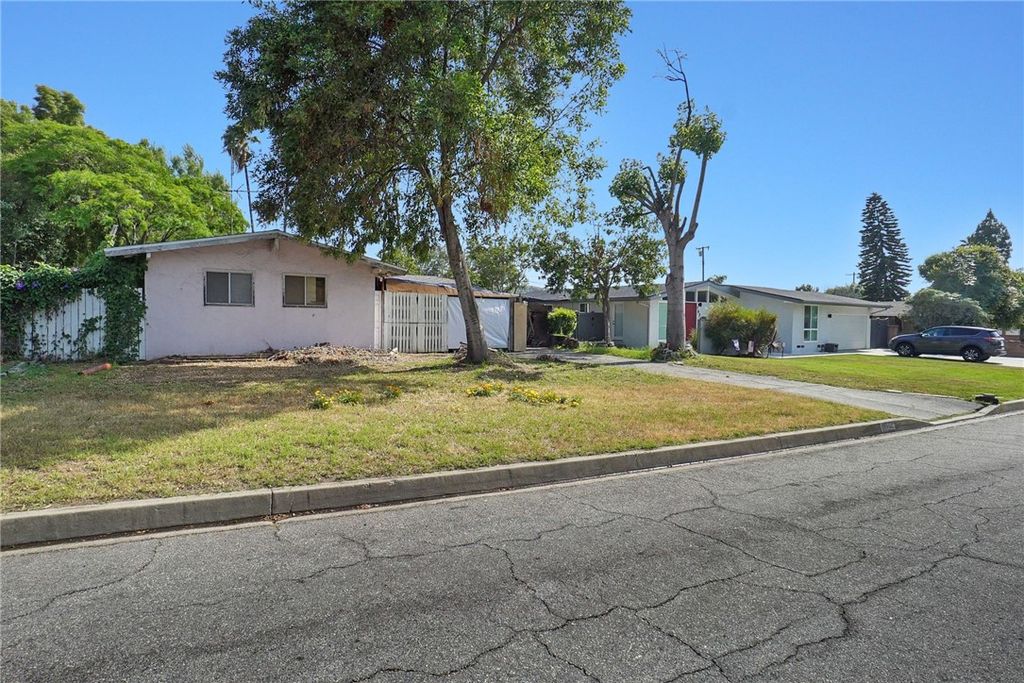 1032 E Walnut Ave, Glendora, CA 91741 MLS WS24116928 Trulia
