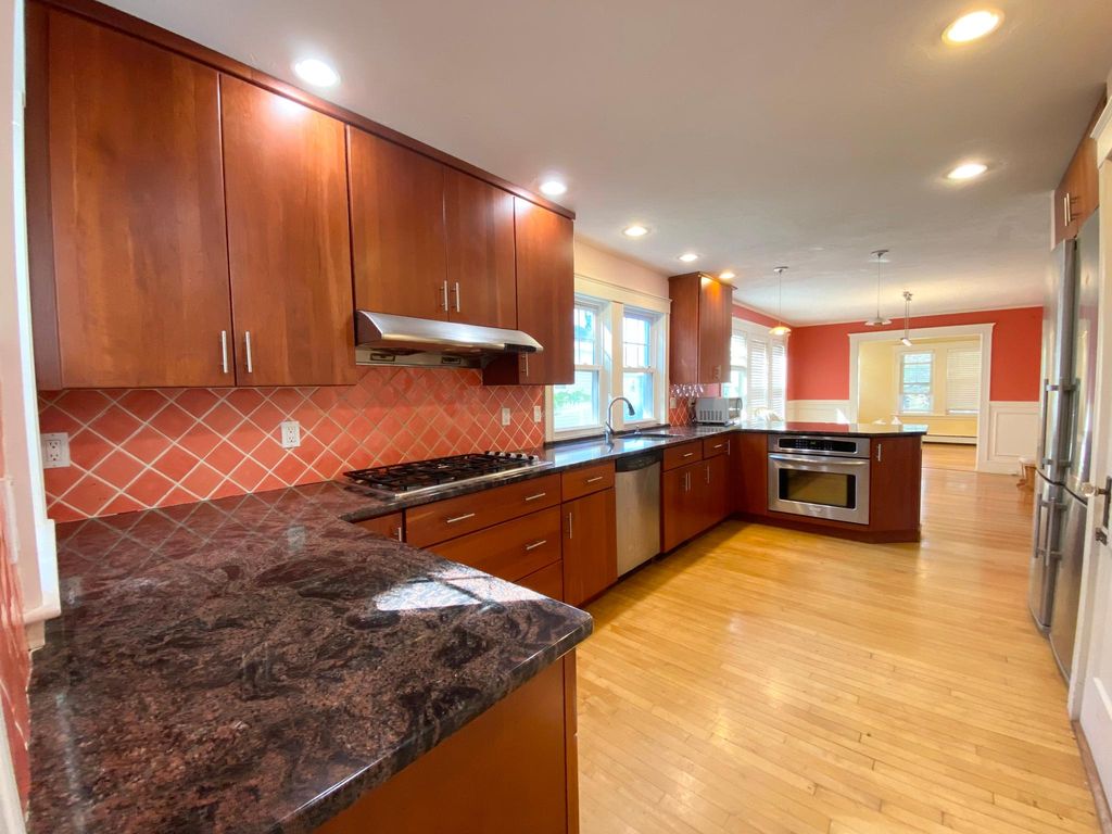 13 Winslow Rd, Belmont, MA 02478