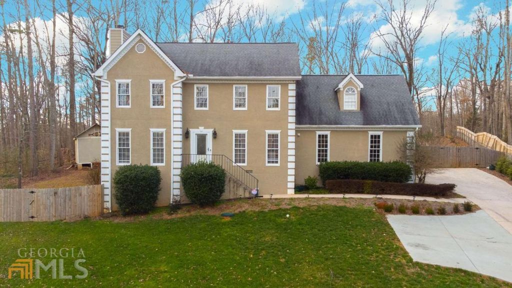 2725 Cambridge Ct, Cumming, GA 30041