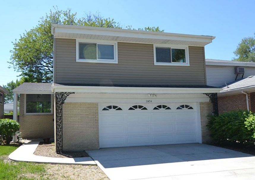 2436 George St, Park Ridge, IL 60131