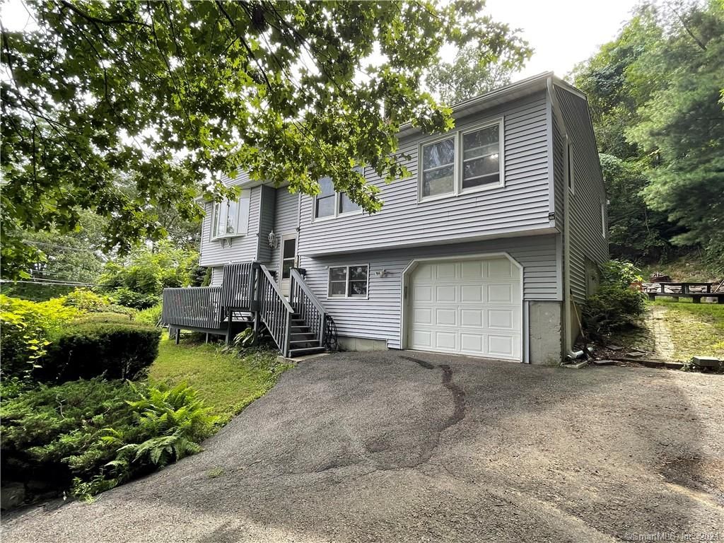 53 Mill St, Naugatuck, CT 06770