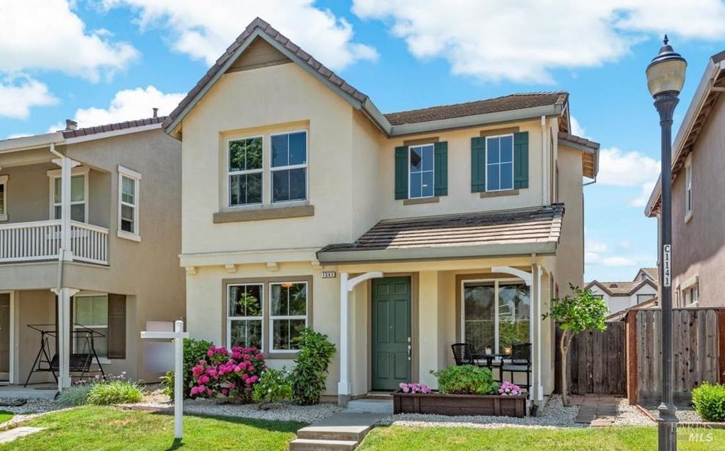1341 Valley Glen Drive, Dixon, CA 95620