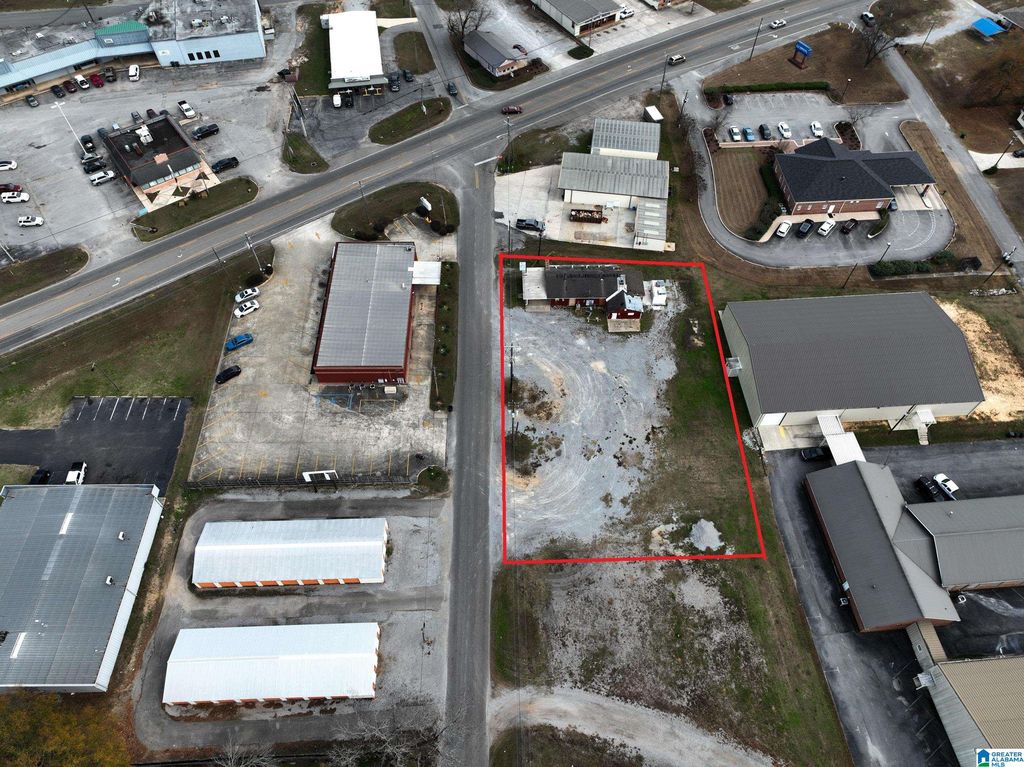 703 16th Ave N, Clanton, AL 35045 MLS 21372408 Trulia