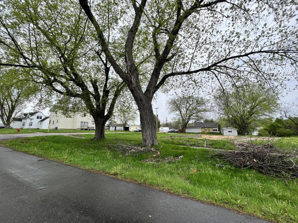 401 OAKWOOD PLACE, Merrillan, WI 54754 MLS 1838191 Trulia