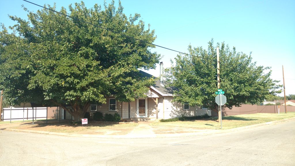 500 3rd St NE, Childress, TX 79201 Trulia