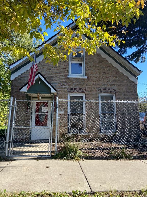 1103 N Homan Ave #1105, Chicago, IL 60651