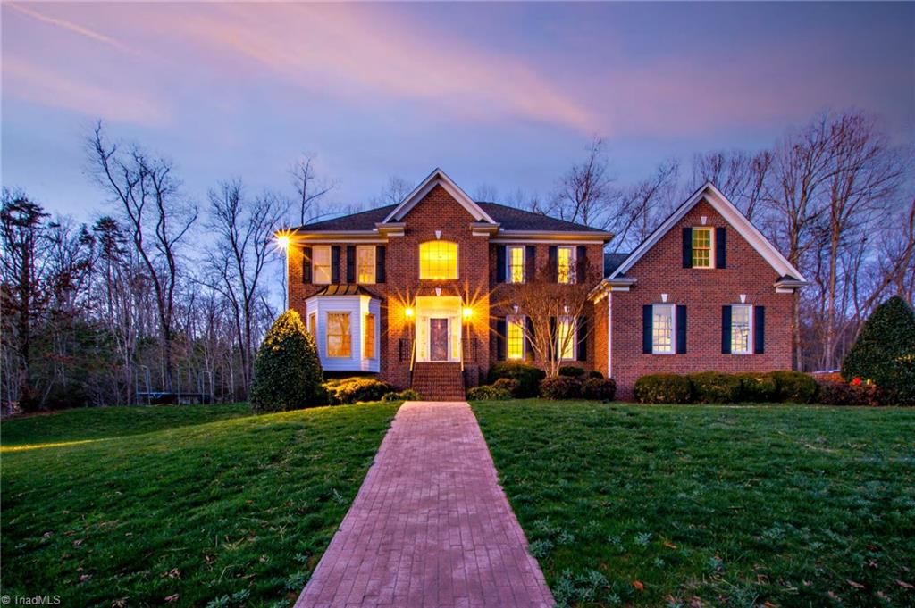2390 Mountain Lake Rd, Asheboro, NC 4 Bed, 4 Bath Single