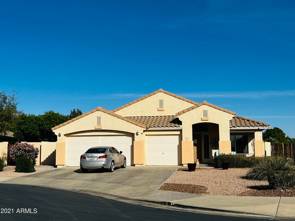 1221 S Arroya Cir, Mesa, AZ 85206