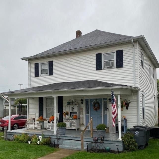 2223 N  Grand Ave, Connersville, IN 47331