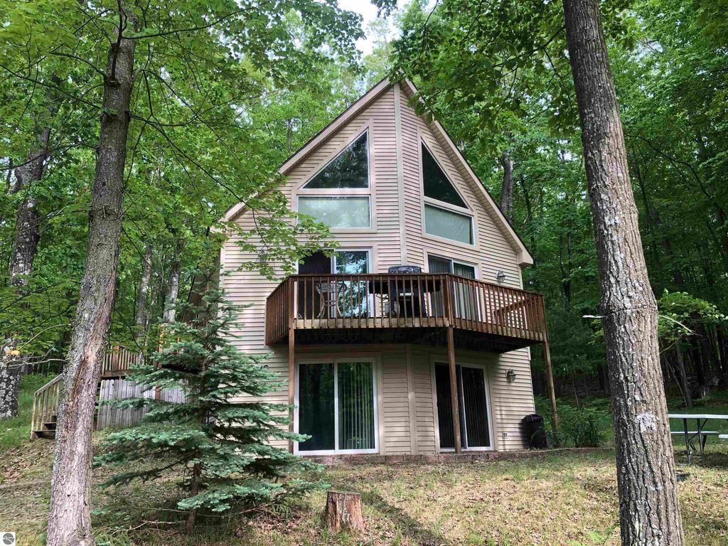 4761 Lake Rd, Farwell, MI 48622 MLS 1900560 Trulia