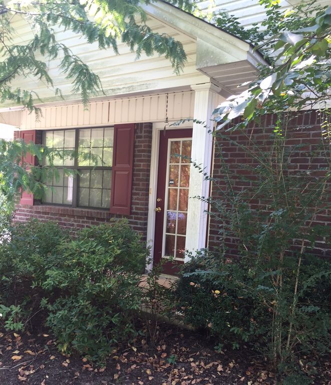 1001 N Sherman Dr, Sherman, MS 3 Bed, 2 Bath SingleFamily Home 10