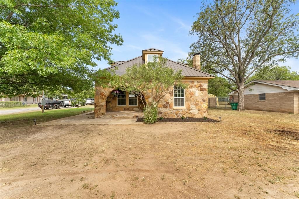 110 Vine St, Bangs, TX 76823 MLS 20100097 Trulia