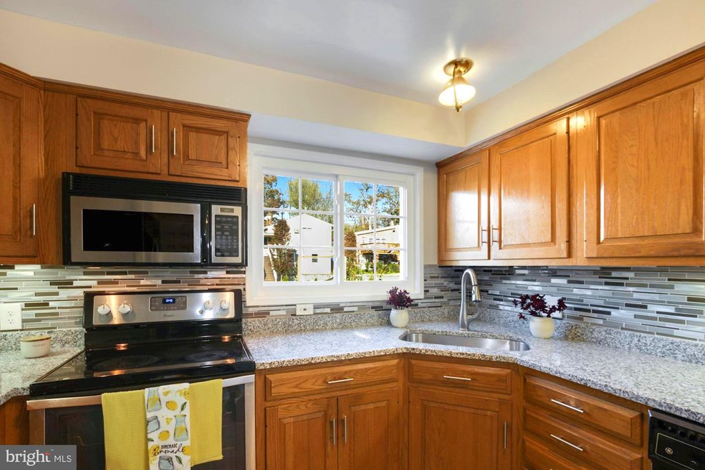 3323 May St, Silver Spring, MD 20906