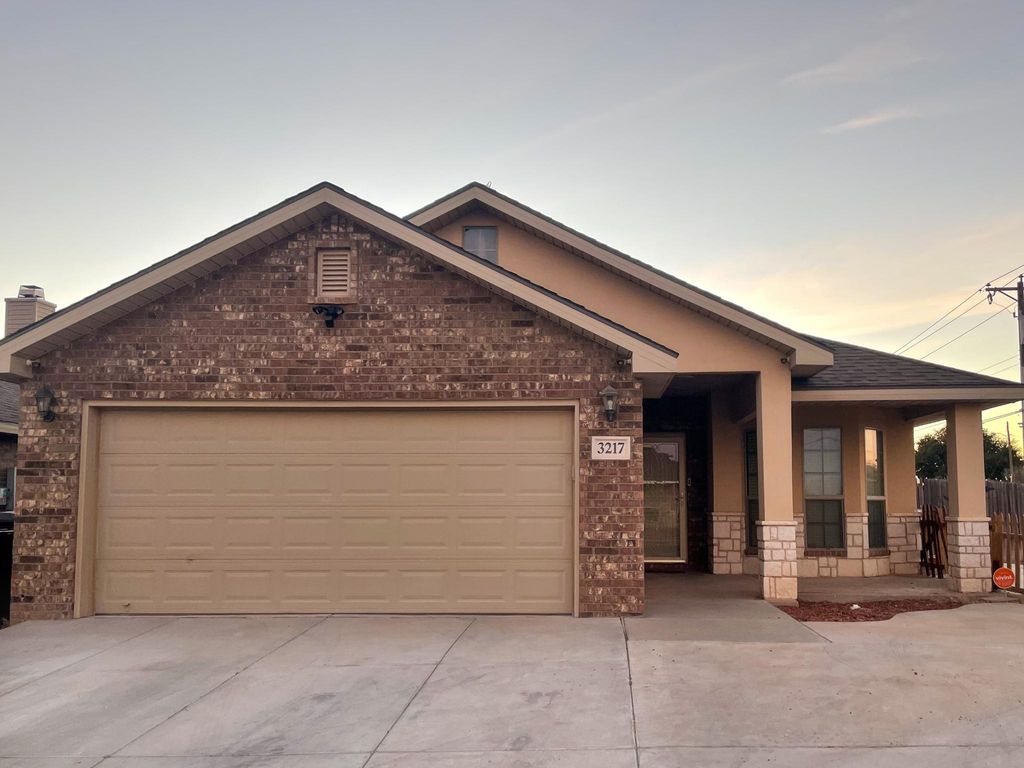3217 Ranchland Dr, Midland, TX 79705
