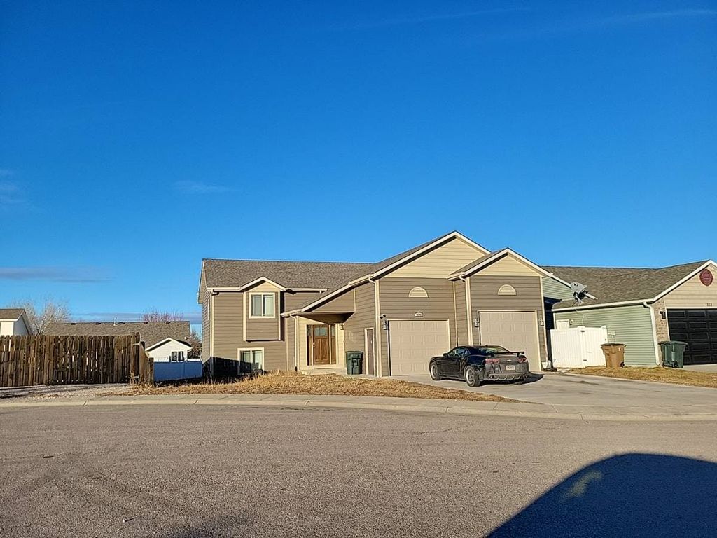 1205 Dillon Ct, Gillette, WY 82718 See Estimated Value