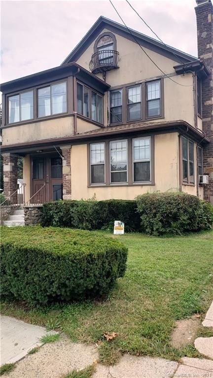 120 Richards St, West Haven, CT 06516