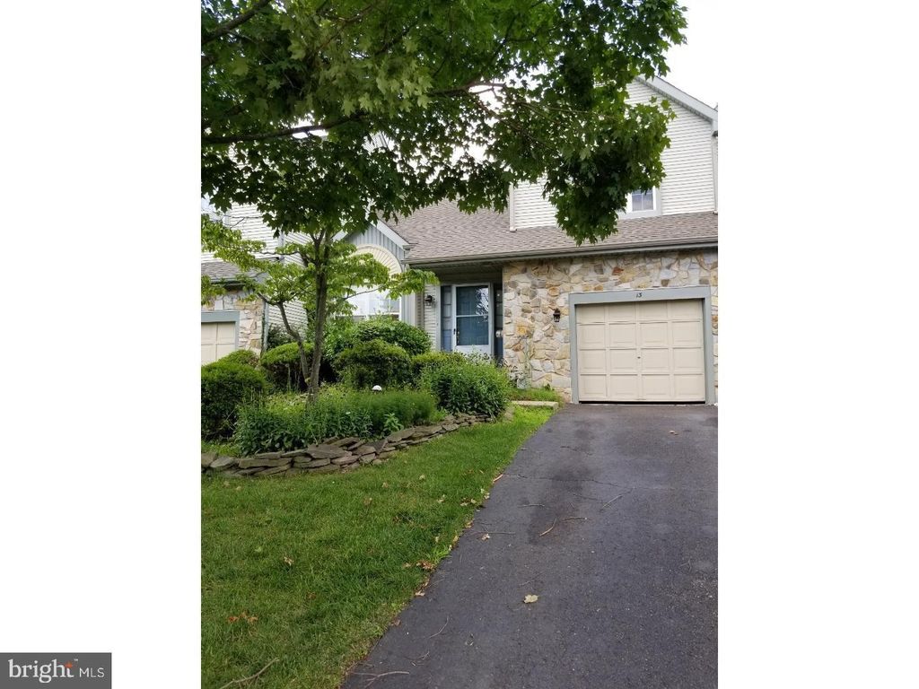 13 Holly Cir, Newtown, PA 18940 Trulia