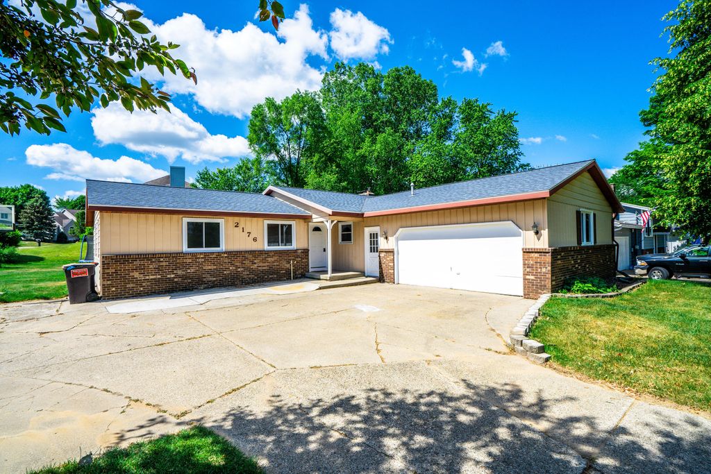 2176 52nd St SW, Wyoming, MI 49519 Trulia