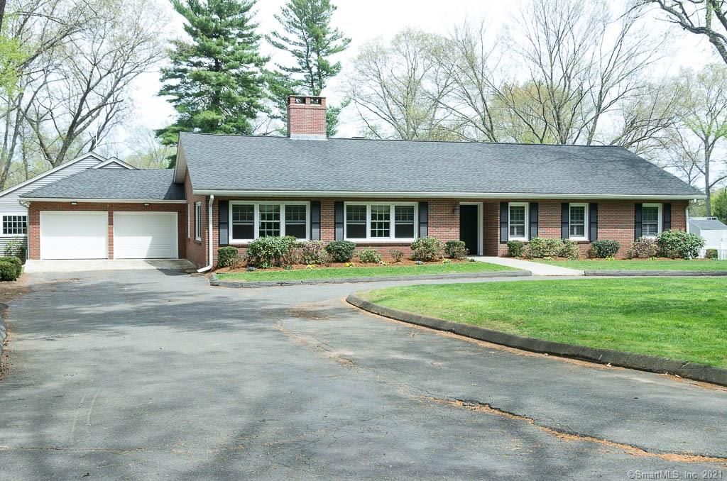 87 Spring Rd, North Haven, CT 06473