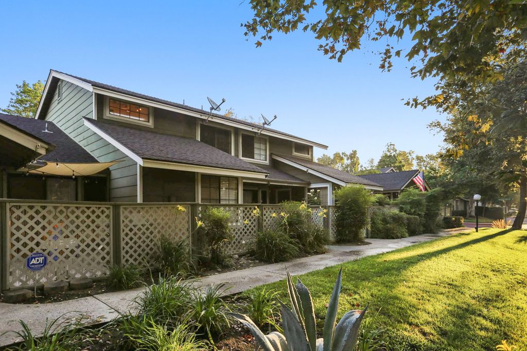 8877 Knollwood Pl, Rancho Cucamonga, CA 91730