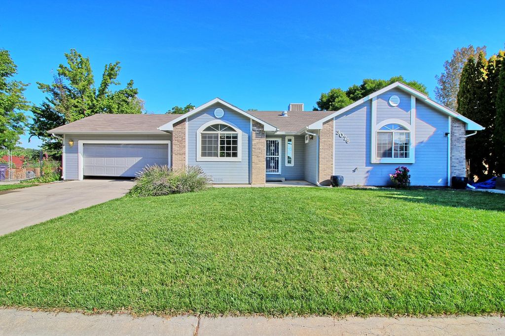 3076 Bookcliff Ave, Grand Junction, CO 81504