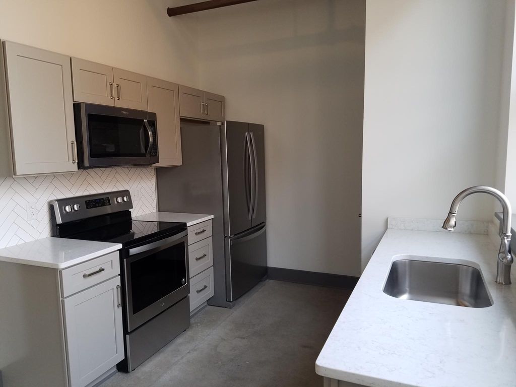 350 East Ave #202, Rochester, NY 14604