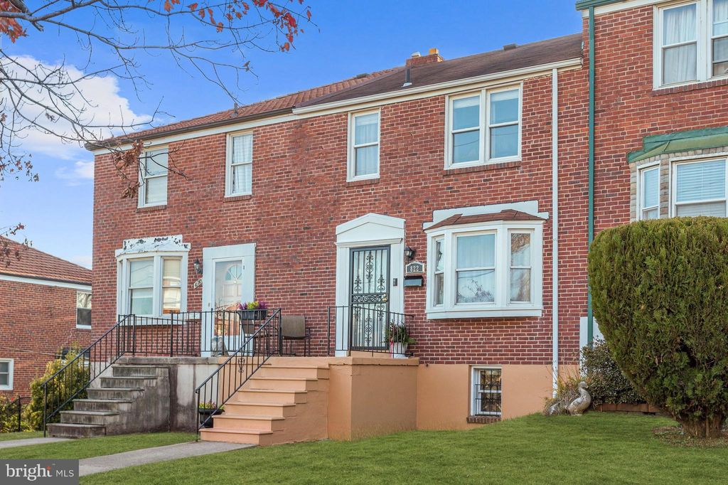 822 Cooks Ln, Baltimore, MD 21229