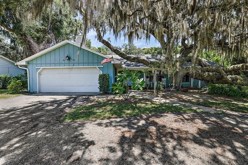 1207 W Crooked Lake Pl, Eustis, FL 32726 Trulia