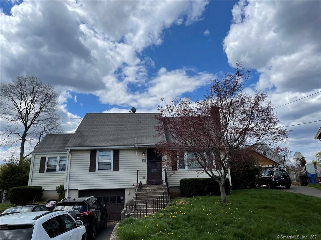 27 Eton Pl, New Britain, CT 06053