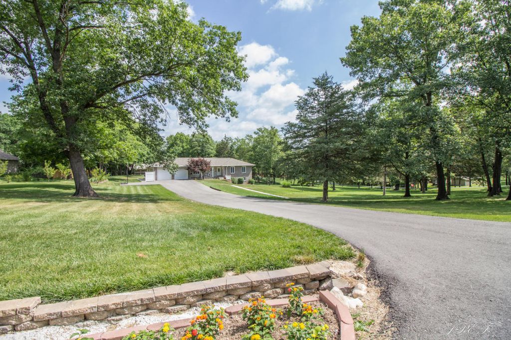 4555 W East Ridge Rd, Columbia, MO 65202 Trulia