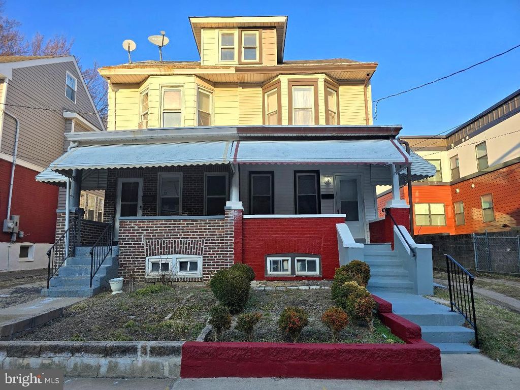 100 Evans Ave, Trenton, NJ 08638