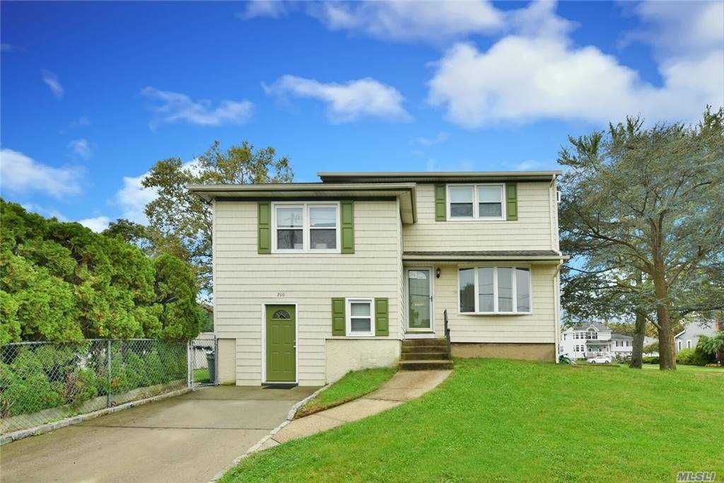200 Violet Street, Massapequa Park, NY 11762 Trulia