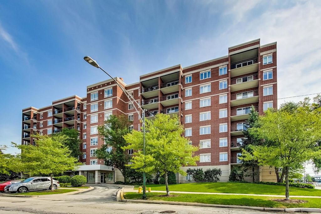 5555 N Cumberland Ave #809, Chicago, IL 60656