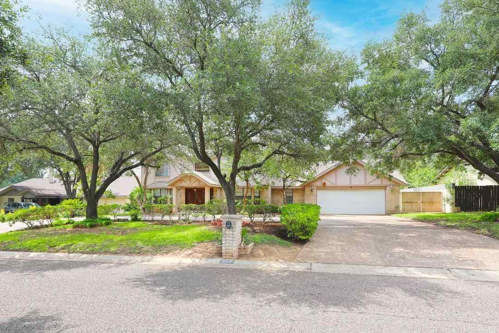 409 Westmont Dr, Laredo, TX 78041