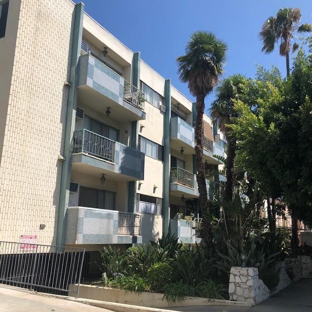 428 N Hayworth Ave #209, Los Angeles, CA 90048