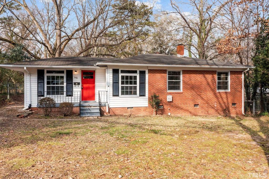 913 Devonport Dr, Raleigh, NC 27610