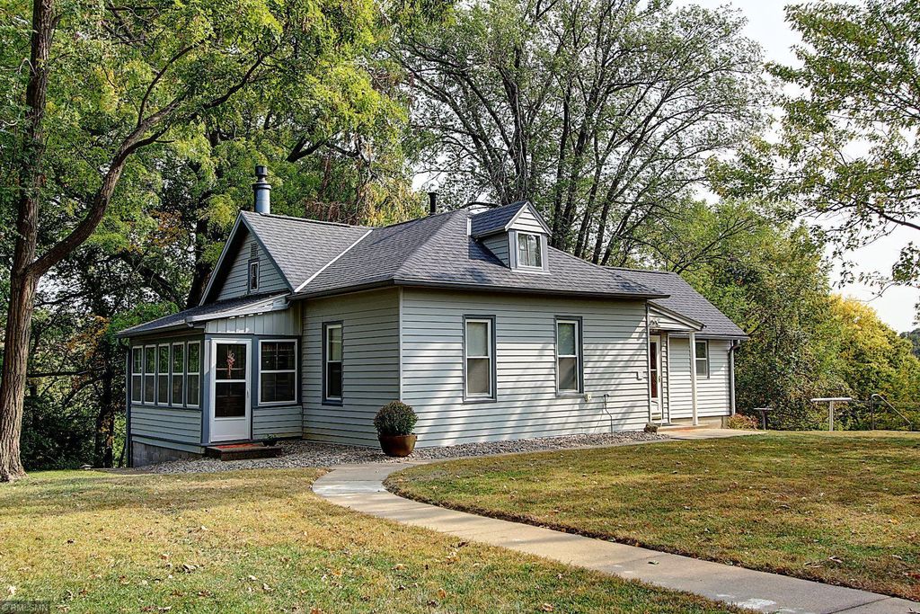 529 ster St, Red Wing, MN 55066 Trulia