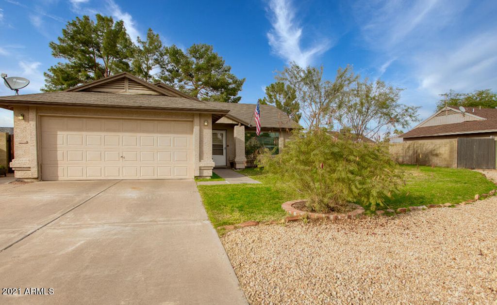 5612 W Whitten St, Chandler, AZ 85226