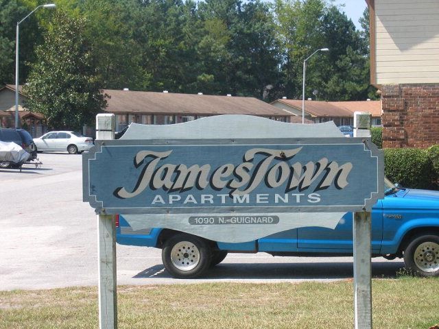 1090 N Guignard Dr #Q, Sumter, SC 29150