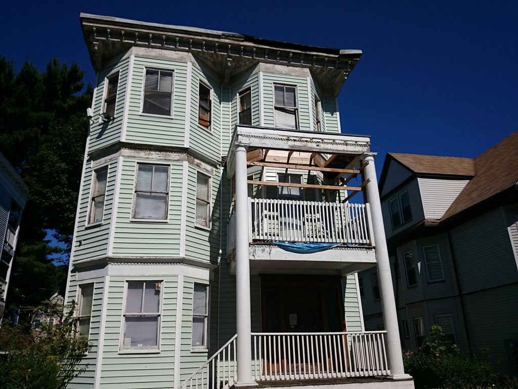 20 Corona St, Boston, MA 02124