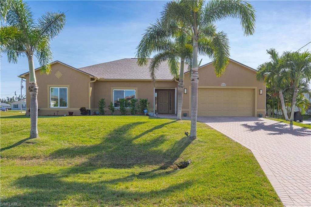 2040 NW 1st St, Cape Coral, FL 33993