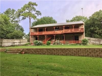 3878 Pineridge Rd, La Grange, TX 78945