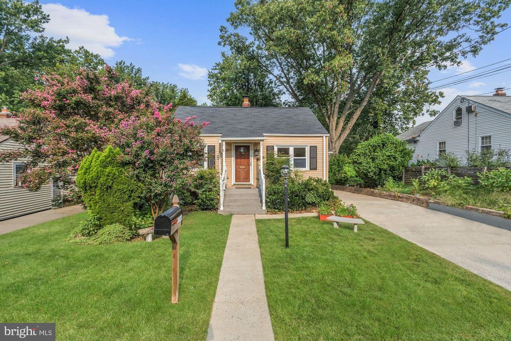 4311 Garrett Park Rd, Silver Spring, MD 20906
