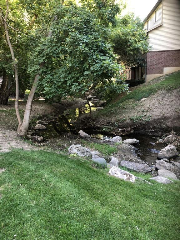 1143 E Holmes Creek Ln, Layton, UT 84041