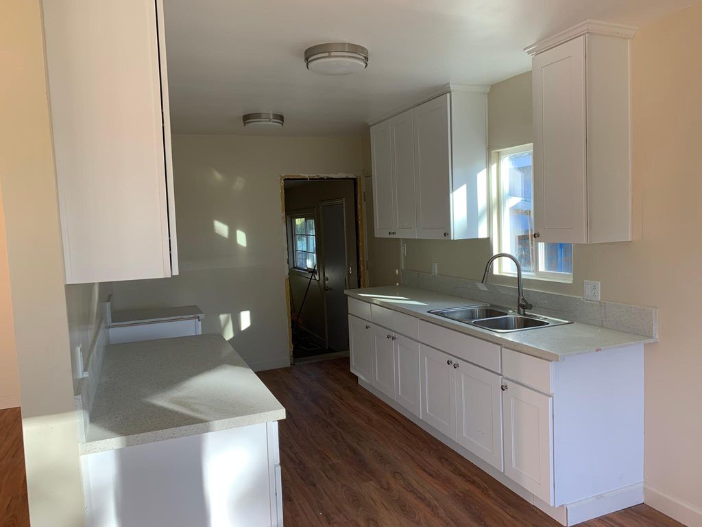 1950 San Francisco Ave, Long Beach, CA 90806